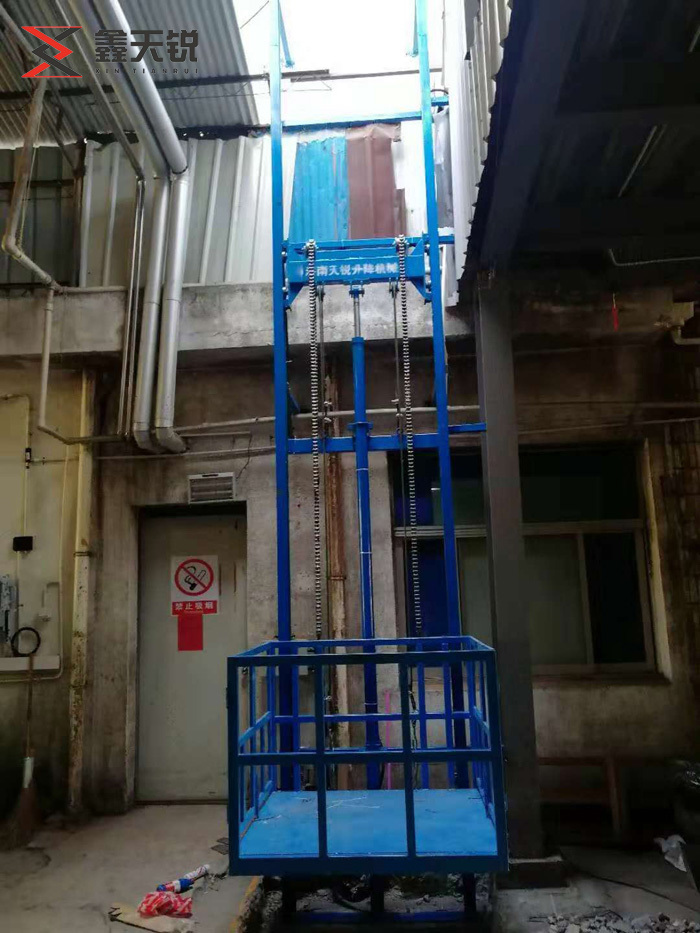 红河导轨式升降货梯